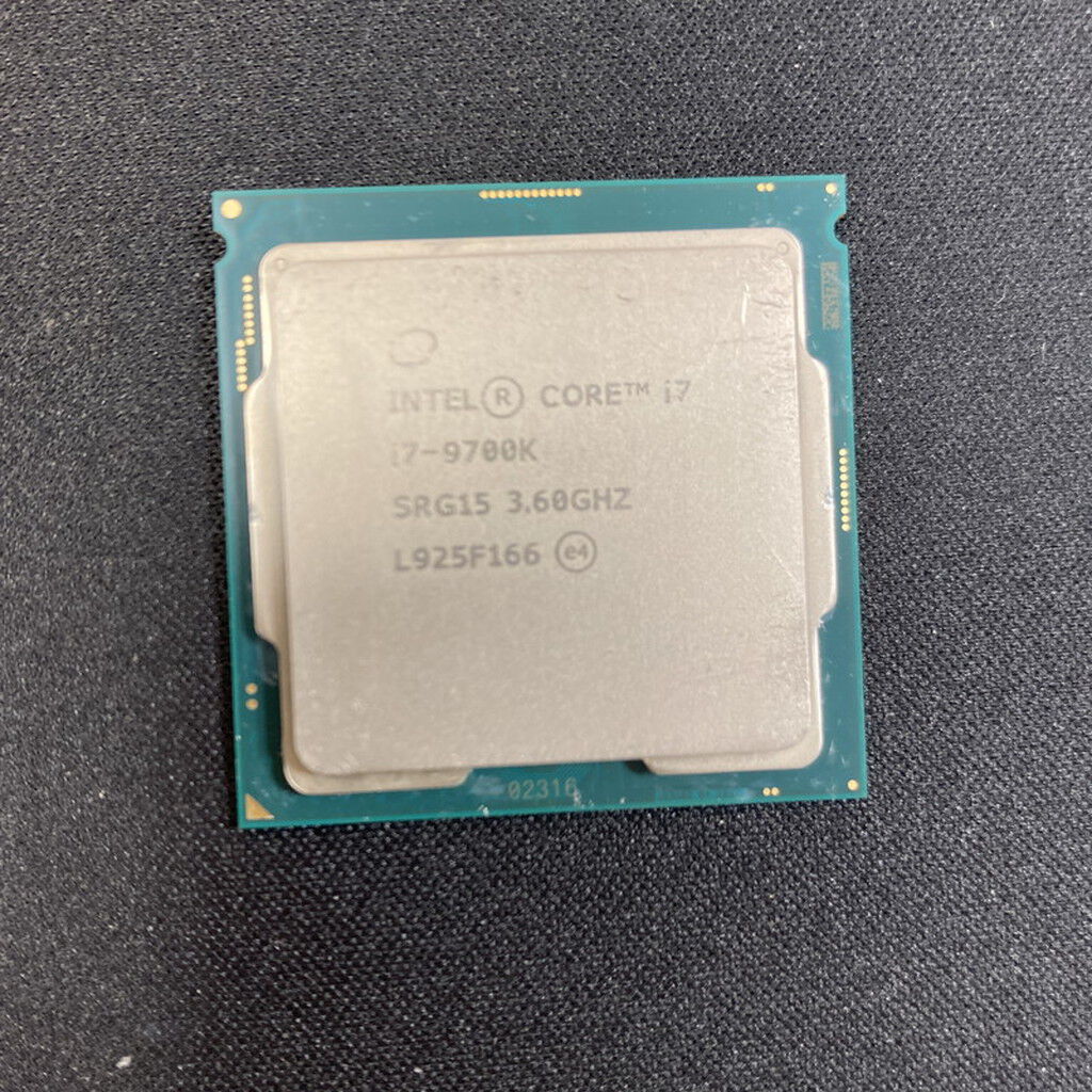 中古 INTEL Core i7 9700K (1151/3.60GHz/12M/C8/T8) 138481 （321124
