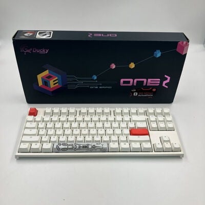 【なんば店】中古  Ducky One 2 TKL RGB Mechanical Keyboard White Case(ｹﾞｰﾐﾝｸﾞｷｰﾎﾞｰﾄﾞ) 3280022383 