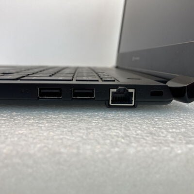 【京都店】中古  Dynabook dynabook A6SBHSF8D511 (Core i5-1135G7/8GB/SSD256GB/なし/オンボード/13.3/1920x1080) 3180006526 