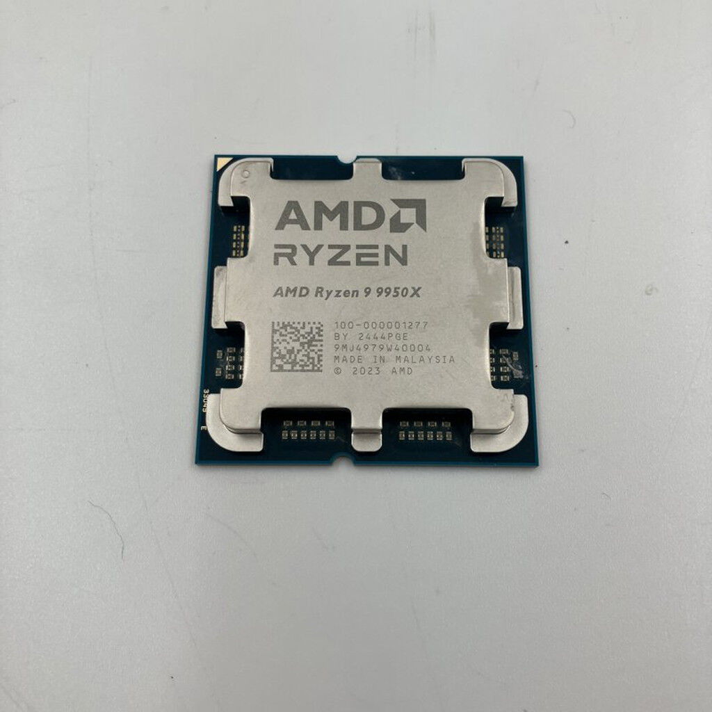 ジャンク品　AMD Ryzen 9 9950X Amazon.com: AMD Ryzen™ 9 9950X 16-Core, 32-Thread Unlocked Desktop