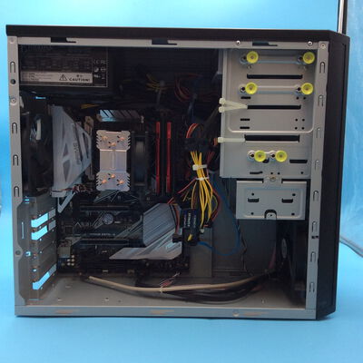 【秋葉原本店】中古  FRONTIERデスクトップパソコン(i7 8700K/48GB/オンボード/記憶媒体・OSなし) 3410014295 