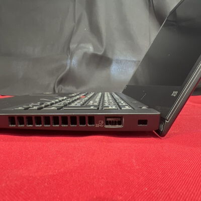 【静岡東瀬名店】中古  LENOVO ThinkPad X13 (AMD Ryzen 5 Pro 4650U 2.10GHz/32GB/SSD256GB/-/オンボード/13.3/1920x1080/Wi-Fi/WEBCAM/W11H) 185706 