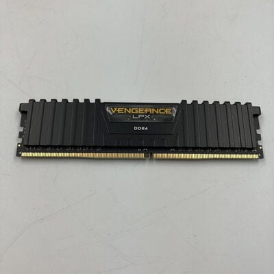 【なんば店】中古  PC4-28800 16GB デスクトップ用(DDR4-3600) 140734 