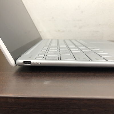 【福山ココローズ店】中古  Lenovo Yoga slim7 Carbon13IAP7(i7-1260P/16GB/SSD512GB/13.3/2560&times;1600/W11H) 5090001050 