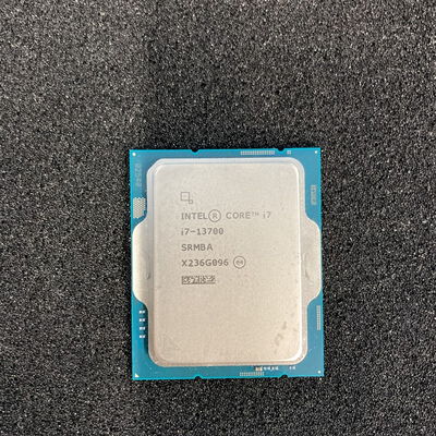 【博多店】中古  INTEL Core i7 13700 (1700/2.1G/30M/C16/T24) 154210 