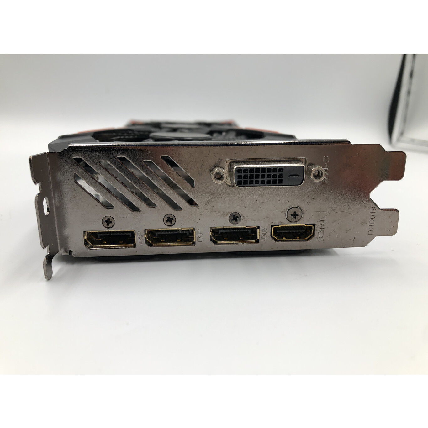 中古 GIGABYTE GV-N1070G1 GAMING-8GD（GTX1070 8GB） 3480041569