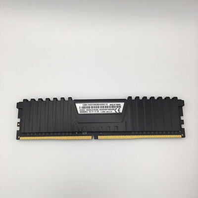 【秋葉原本店】中古  PC4-24000 8GB デスクトップ用(DDR4-3000) 128475 