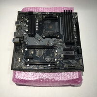 中古  ASRock B550M Phantom Gaming 4 (B550 AM4 mATX DDR4) 4560001076 