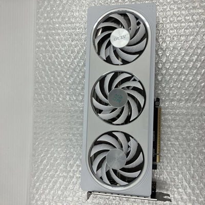 【秋葉原本店】中古  GIGABYTE GV-N506TAERO OC-8GD (RTX5060Ti 8G) 178245 
