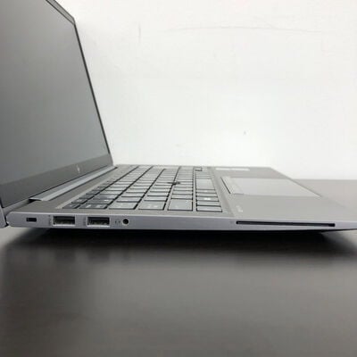 【長野稲里店】中古  HP ZBook Firefly 14 G7 (Intel Core i7 10610U 1.80GHz/32GB/SSD1TB/-/Quadro P520/14/1920x1080/Wi-Fi/WEBCAM/W11H) 193692 