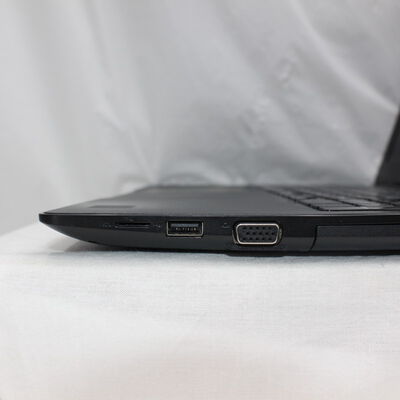 【通販センター】中古  DELL Vostro 3590(Intel Core i5 10210U 1.60GHz/16GB DDR4/SSD256GB/-/オンボード/15.6/1920x1080/GbE/Wi-Fi/WEBCAM/W11P/VBT) 197890 