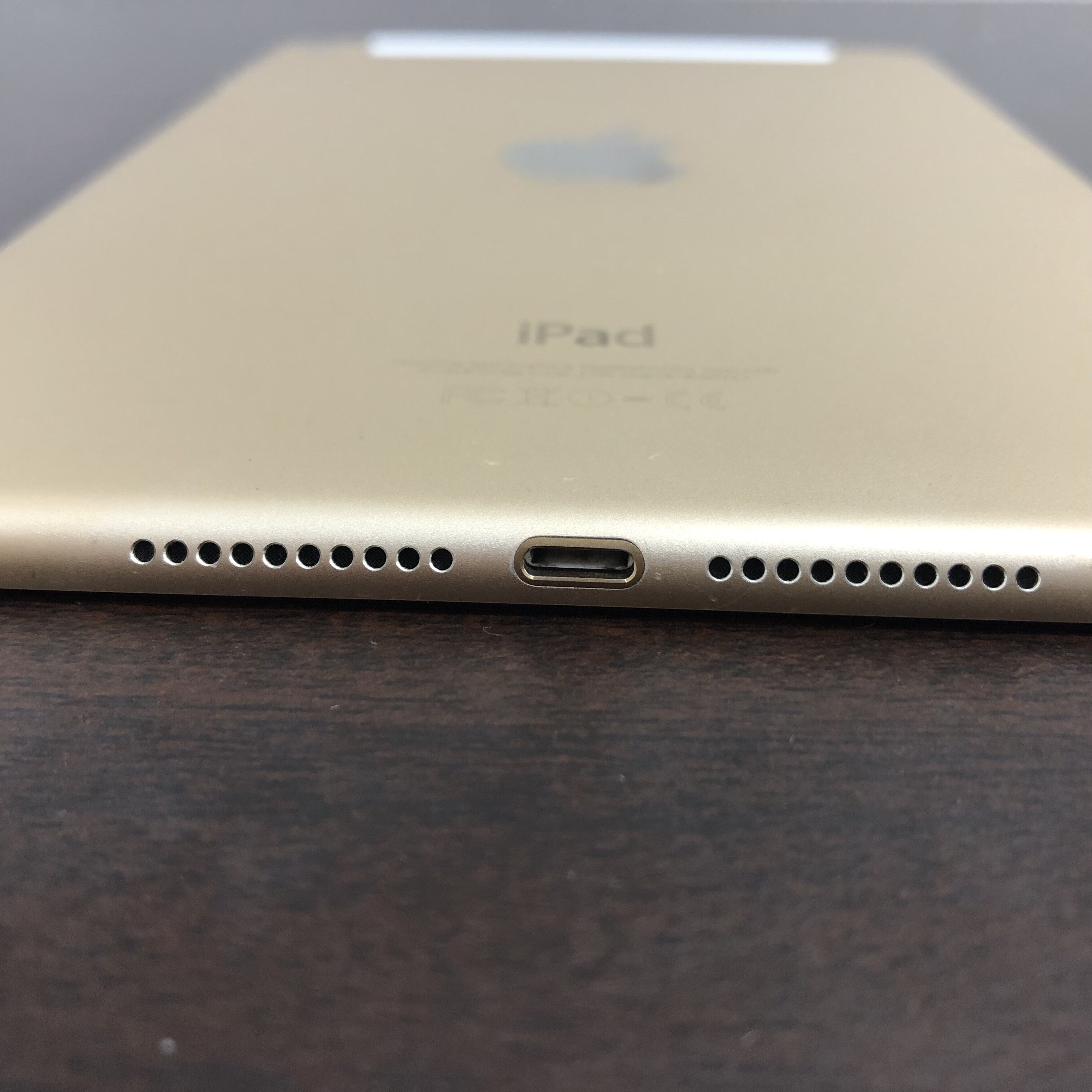 中古 Apple iPad mini4 Wi-Fi 32GB ゴールド MNY32J/A 132645 （386941