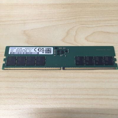 【博多店】中古  PC5-44800 16GB デスクトップ用 149153 