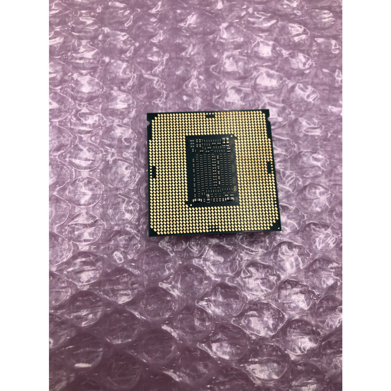 中古 INTEL Core i7 8700K (1151/3.70GHz/12M/C6/T12) 136197 （320976