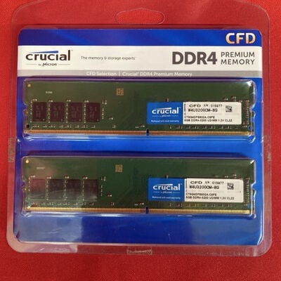 【千葉店】中古  Crucial 8GB 2枚組(合計16GB) PC4-25600/DDR4-3200 デスクトップ用 3250006240 