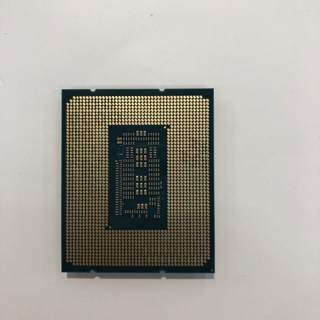 中古 INTEL Core i7 12700KF (1700/3.6G/25M/C12/T20) 147858 （380359