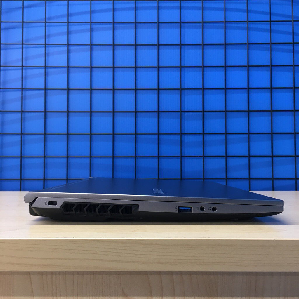 【中古美品】raytrek R5-RL6　SSD合計2TB/メモリ64GB 中古 THIRDWAVE raytrek R5-RL6 (i7-13700HX/32GB/SSD1TB/RTX4060/WLAN
