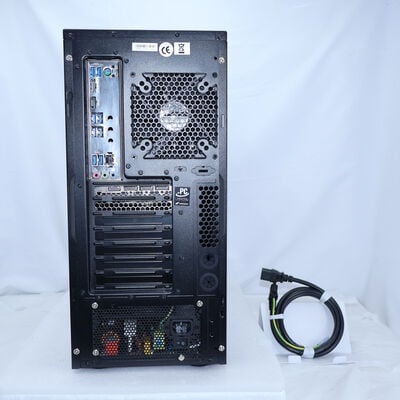 【通販センター】中古  THIRDWAVE raytrek LD(AMD Ryzen 7 5800X/32GB DDR4 (PC4)/SSD500GB/DVDマルチ/NVIDIA GeForce RTX 3070 8GB/W11H64 MAR) 204728 