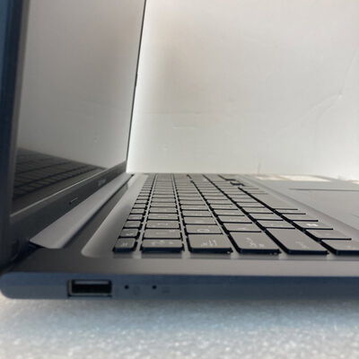 【京都店】中古  ASUS Vivobook 17 X1704VA-I7165WS (Core i7-1355U/16GB/SSD512GB/なし/オンボード/17.3/1920x1080/W11H) 3180007126 