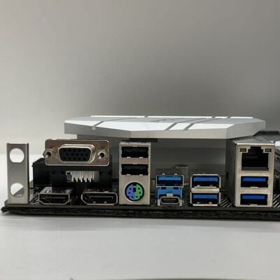 【八王子店】中古  ASRock B550M Pro4 (B550 AM4 mATX DDR4) 142938 
