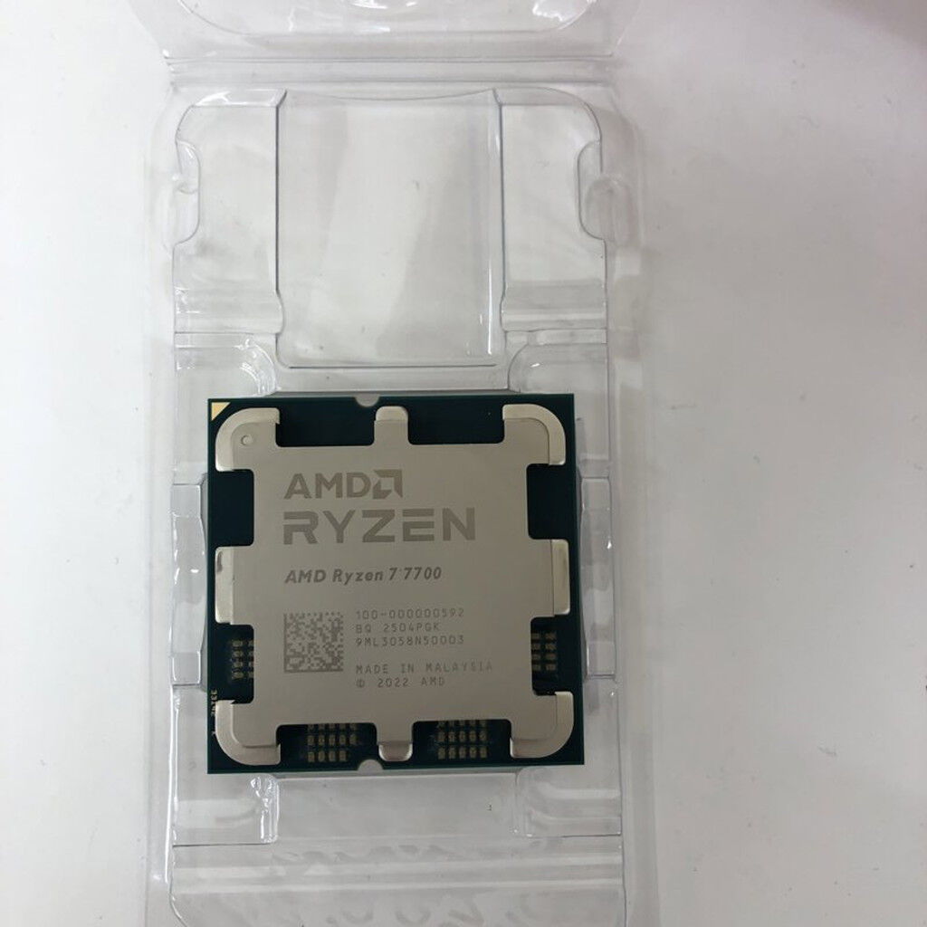 中古 AMD Ryzen 7 7700 (AM5/3.8GHz/40M/C8/T16/65W) 154483 （399558