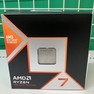 【大宮店】中古  AMD Ryzen 7 9800X3D (AM5/4.7/104M/C8/T16/120W) 172566 
