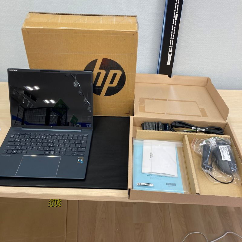 中古 HP Dragonfly G4(Intel Core i7 1355U/16GB/SSD512GB/なし/オン