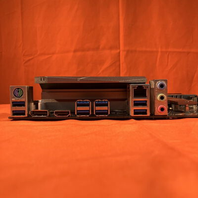 【なんば店】中古  ASRock X570 Phantom Gaming 4 (X570 AM4 ATX DDR4) 140055 