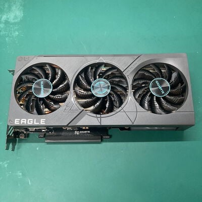 【浦添城間店(沖縄)】中古  GIGABYTE GV-N4070EAGLE OC-12GD (RTX4070 12GB) 157136 