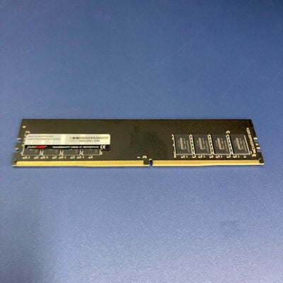 【前橋ｲﾝﾀｰｱｶﾏﾙ店】中古  PC4-19200 8GB デスクトップ用(DDR4-2400) 126163 