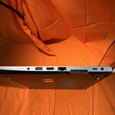 【なんば店】中古  HP ZBook 14u G6 (INTEL Core i7 8565U 1.8GHz/16GB/SSD1TB/-/オンボード/14/1920x1080/Wi-Fi/WEBCAM/W11H64) 182267 