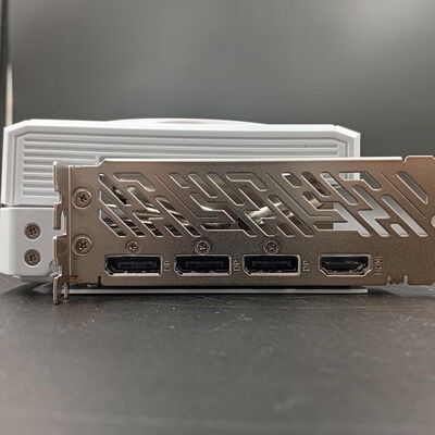 【大須店】中古  ASRock RX9070XT SL 16G Steel Legend 16GB (RX9070XT 16G) 3480034857 