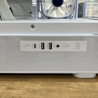 【宮崎恒久店】中古  STORM BTO-PC (Ryzen 7 9800X3D/32GB/SSD 1TB/RX9070XT/W11H64) 5160000647