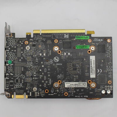 【通販センター】中古  玄人志向 GF-GTX960-E2GB/OC/SHORT-GA(GTX960)MGSV 127609 