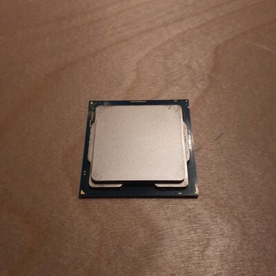 【鹿児島店】中古  Intel Core i7 9700 (1151/3.00GHz/12M/C8/T8) 140316 