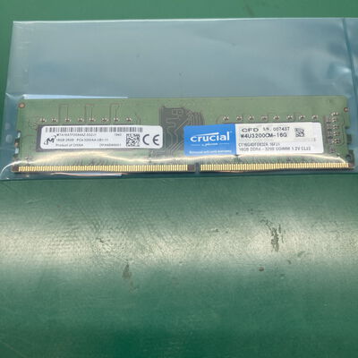 【浦添城間店(沖縄)】中古  PC4-25600 16GB デスクトップ用 140728 