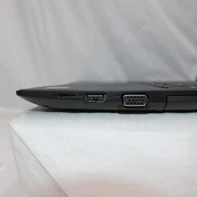 【通販センター】中古  DELL Vostro 3590(Intel Core i5 10210U 1.60GHz/16GB DDR4/SSD256GB/-/オンボード/15.6/1920x1080/GbE/Wi-Fi/WEBCAM/W11P/VBT) 197846 