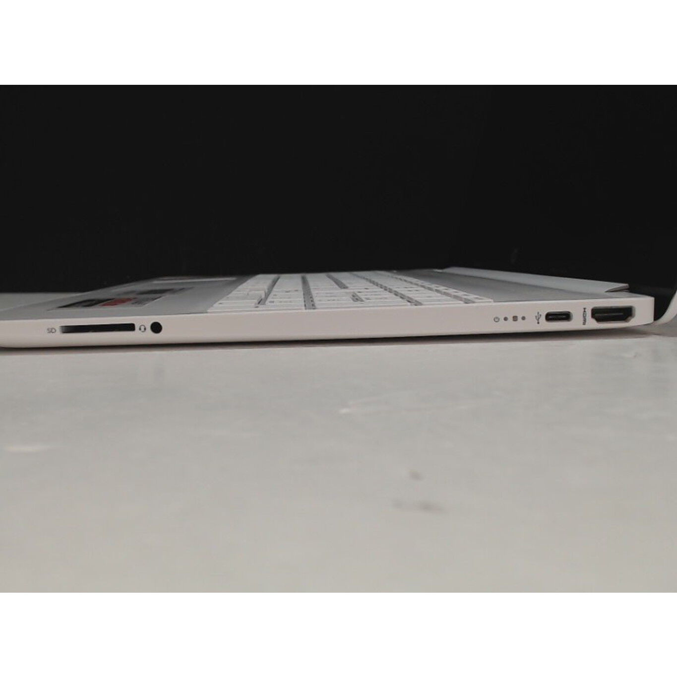 中古 HP Laptop 15s-fq5130TU (i7-1255U/32GB/SSD500GB/W11H