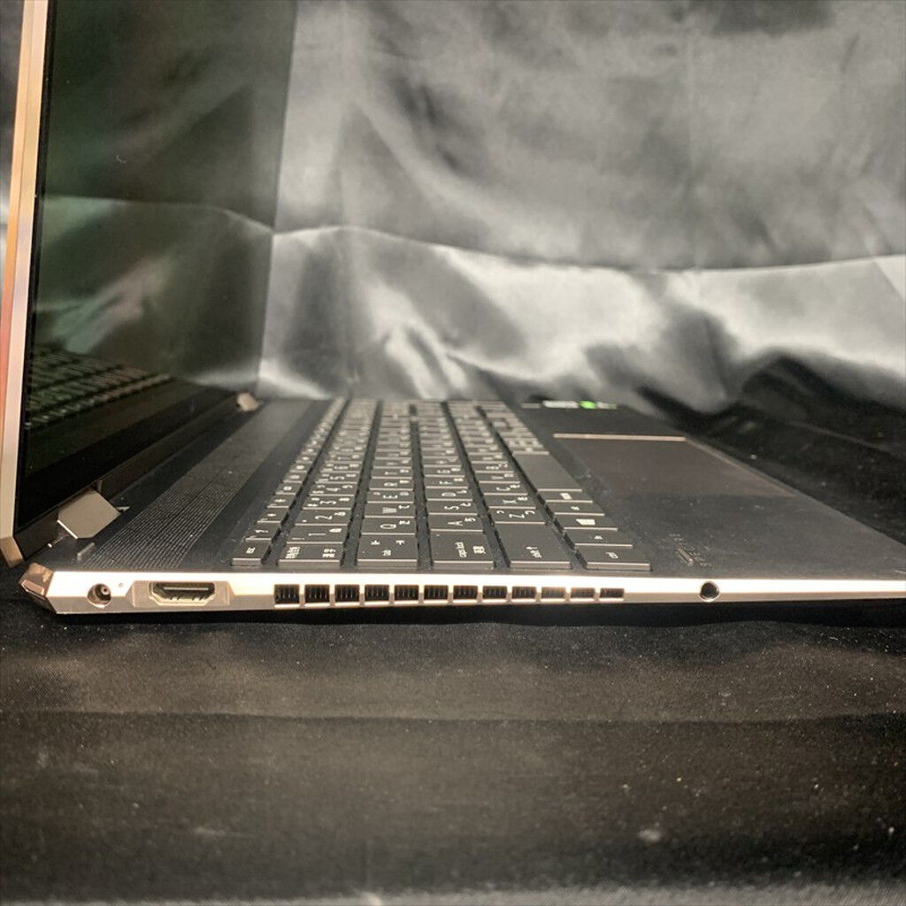 中古 HP Spectre x360 Convertible 15-eb0xxx (Intel Core i7-10750H