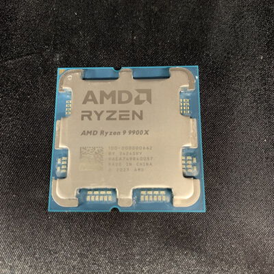 【横浜駅前店】中古  AMD Ryzen 9 9900X (AM5/4.4GHz/76M/C12/T24/120W) 169025 