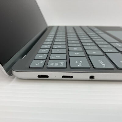【秋葉原本店】中古  FUJITSU　FMV(Ultra 5 134U/16GB/SSD256GB/W11H) 3410016177 