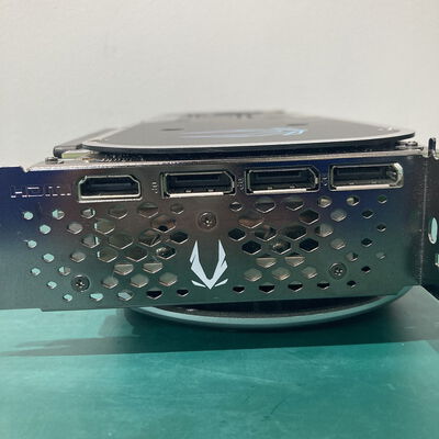 【浦添城間店(沖縄)】中古  ZOTAC ZT-D40710J-10P (RTX4070Ti 12GB) 154201 