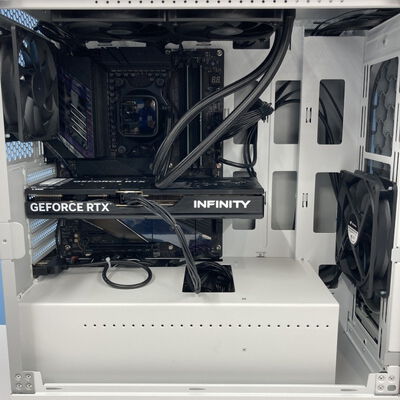 【博多店】中古  GALLERIA XDR７A-R56T16G-WL (Ryzen 7 9800X3D/32GB/SSD2TB/RTX5060Ti 16GB/W11H) 3310007027 