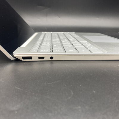 【宇都宮鶴田店】中古  Surface Laptop Go(i5-1035G1/8GB/SSD128GB/W11H/12.4 1536x1024/DVD無/Wifiのみ/B) 3250005487 