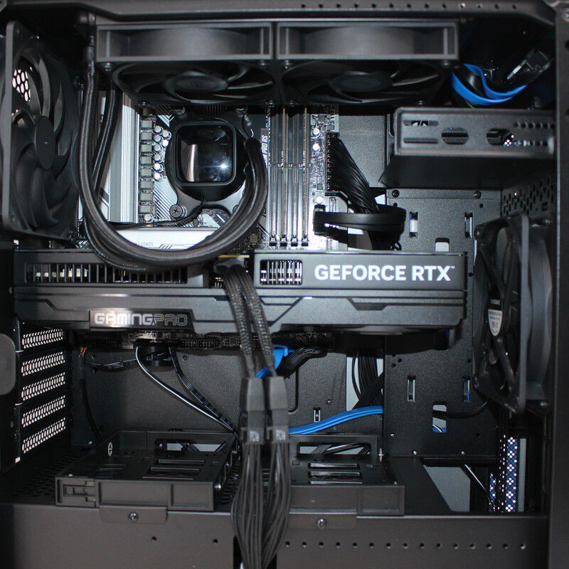 中古 THIRDWAVE GALLERIA SK Ver.2(AMD Ryzen 7 7800X3D/32GB DDR5