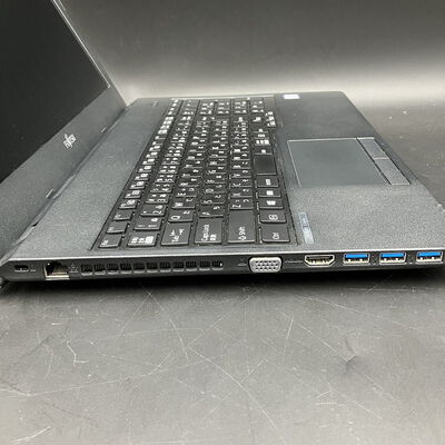 【熊本浜線店】中古  Fujitsu FMVA41003P (i3-8130U/8GB/SSD256GB/DVDマルチ/W11P/1336x768) 5370000735 