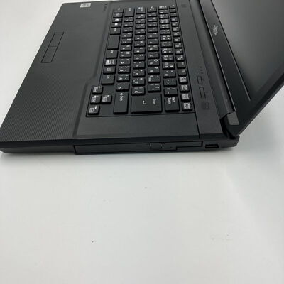 【なんば店】中古  富士通 FMVA8202LZ (i5 10210U/8GB/SSD256GB/ROM/WLAN/15.6FHD) 3280024138 