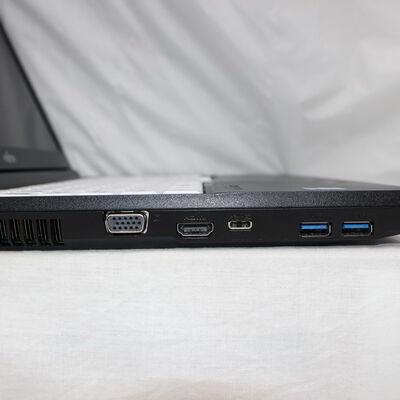 【通販センター】中古  FUJITSU LIFEBOOK A5511/G(Intel Core i5 1145G7 2.60GHz/16GB DDR4/SSD256GB/MULTI/オンボード/15.6/1920x1080/GbE/Wi-Fi/WEBCAM/W11H/VBT) 196495 