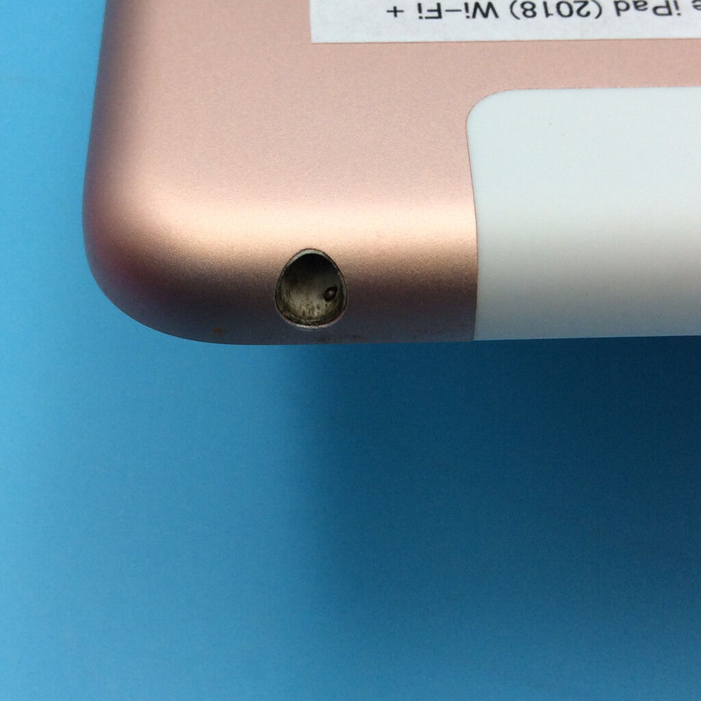 中古 Apple iPad (2018) Wi-Fi + Cellular 128GB ゴールド 国内版SIM