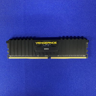 【横浜駅前店】中古  PC4-21300 16GB デスクトップ用 135638 